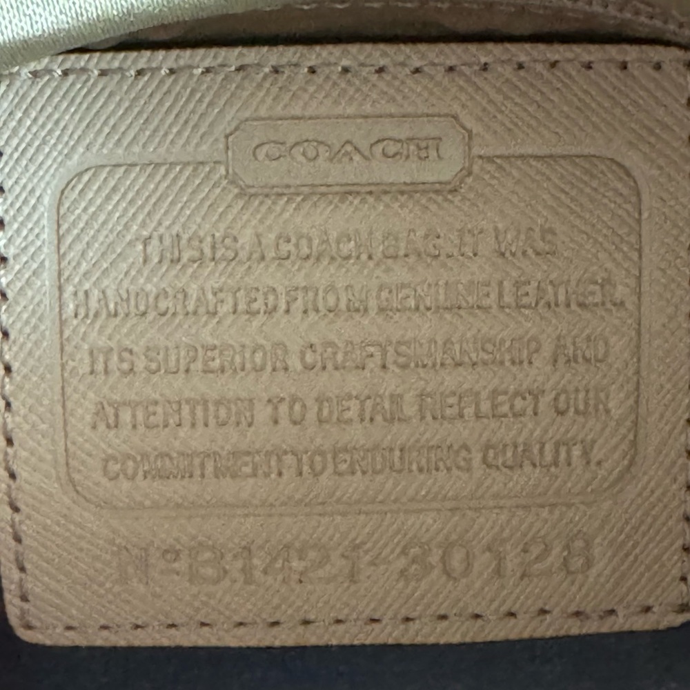 Coach Light Tan Leather Shoulder Bag - Picture 7 of 16